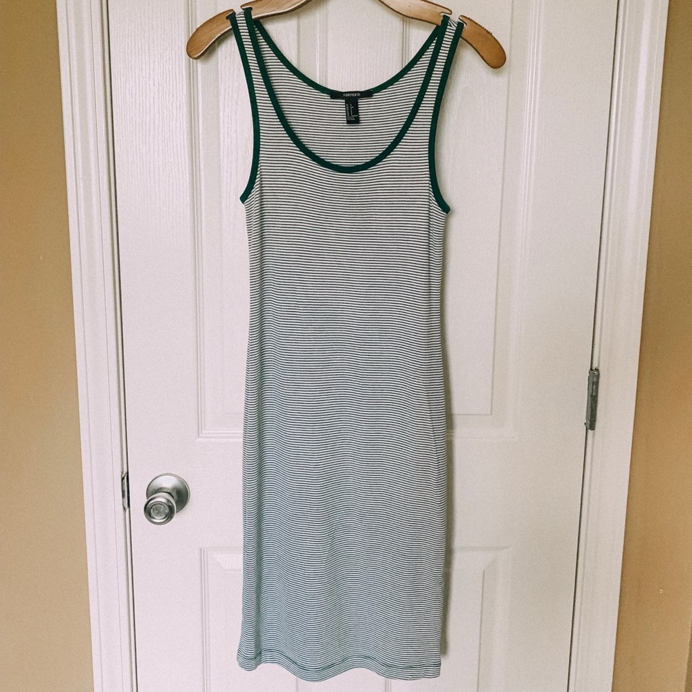 Forever 21 green and white bodycon dress